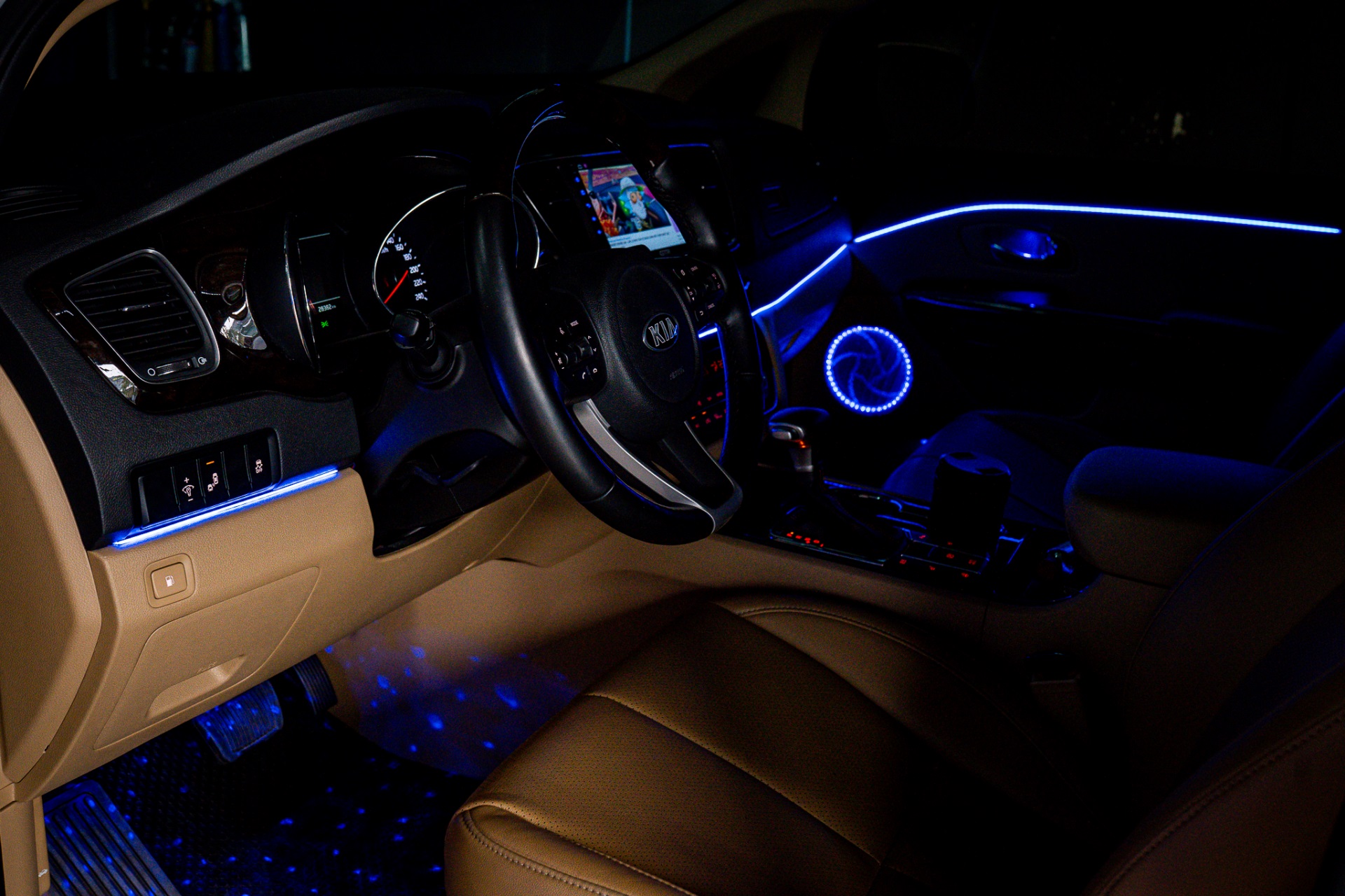 led viền ô tô
